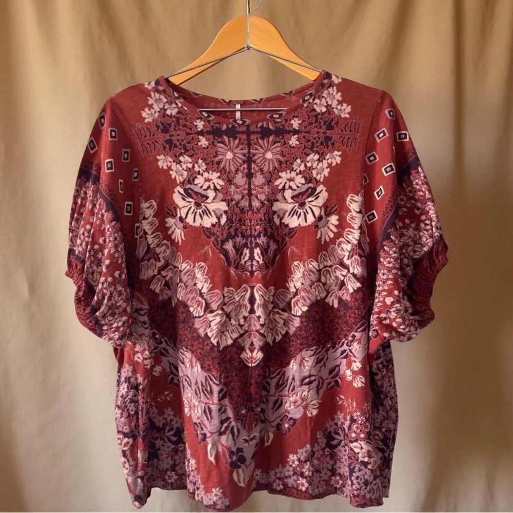 Free People Boho Floral Puffed Sleeve Top Red XS - EUC